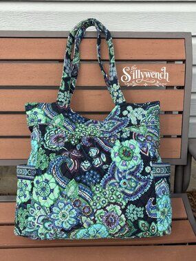 Vera Bradley Blue Rhapsody Large Zippered Tote